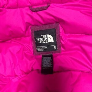 The North Face Kids Jacket - Vibrant Pink